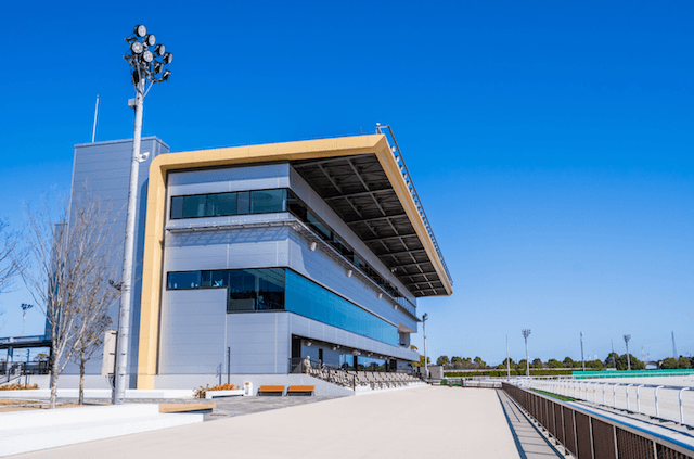 名古屋競馬場の特徴